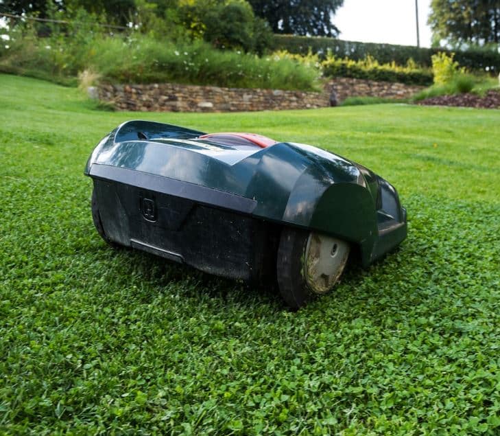 robotic-lawnmower-teaser