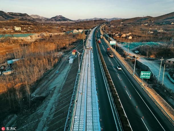 Solar highway in China