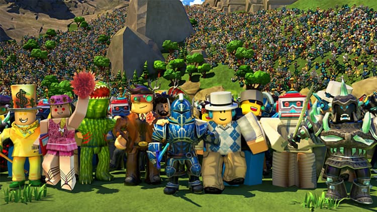 Screen shot of Roblox avatars